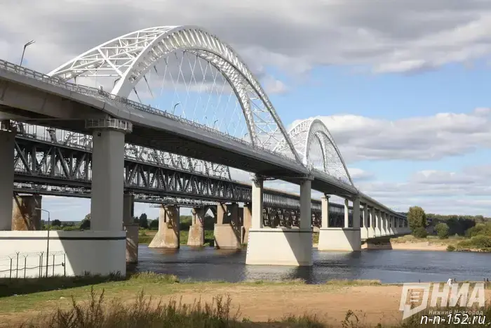 Reversible traffic will be introduced on Borsky Bridge on Sundays.