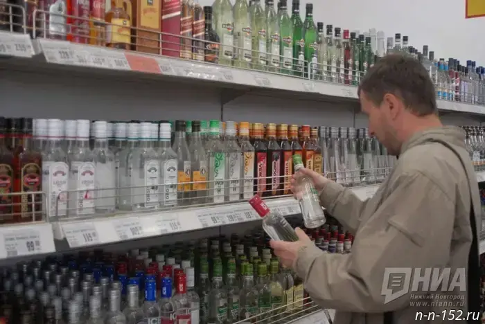 В Нижнем Новгороде продавцы были пойманы на продаже энергетиков несовершеннолетним.