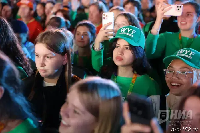 VTB found out how young people in the Volga Federal District choose bank cards.