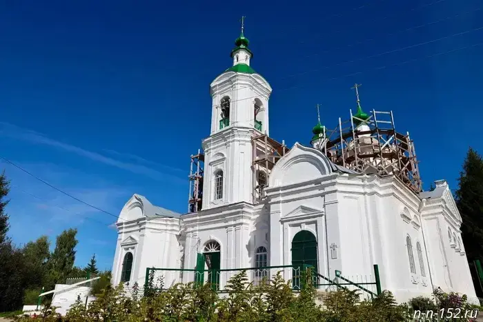 Глеб Никитин посетил восстановление Успенской церкви в селе Бортсурманы.