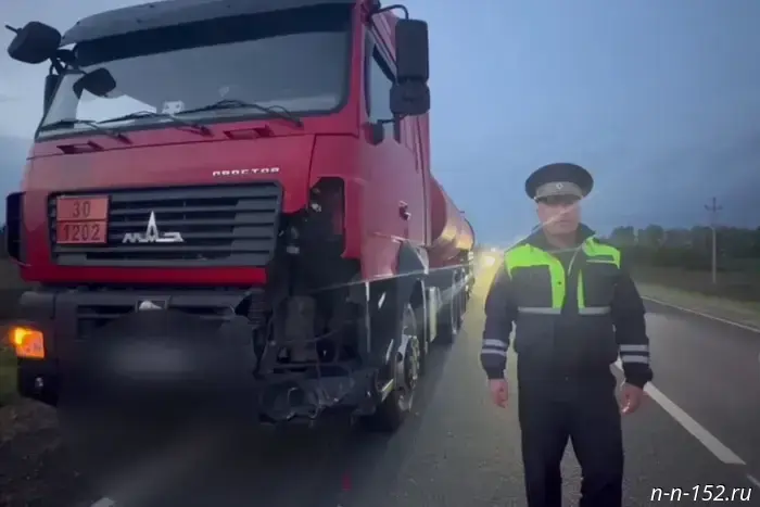 A motorcyclist was killed in a collision with a fuel tanker near Arzamas.