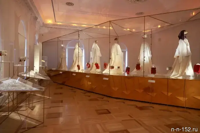 An exhibition of gold embroidery "Northern Sun" has opened at the Nizhny Novgorod State Art Museum.
