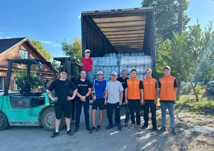Volunteers from Nizhny Novgorod sent 20 tons of drinking water to veterans and people with disabilities in Donetsk.