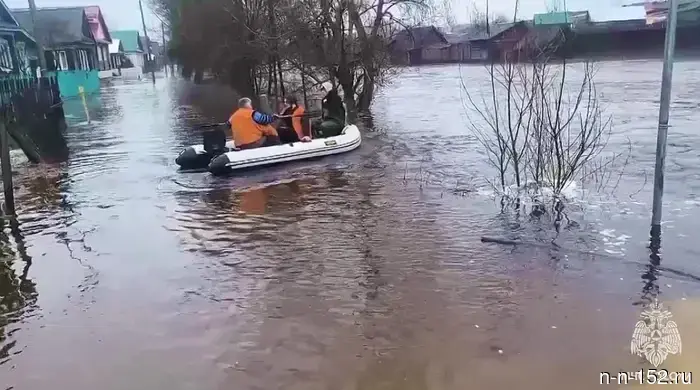 The flood destroyed a bridge in the Nizhny Novgorod region.