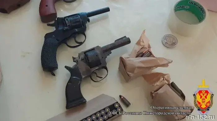 ФСБ представила видеозапись задержания ауешников*, которые действовали в Нижнем Новгороде.