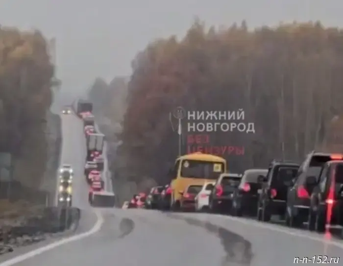 Drivers are stuck in traffic again on the approaches to Nizhny Novgorod.
