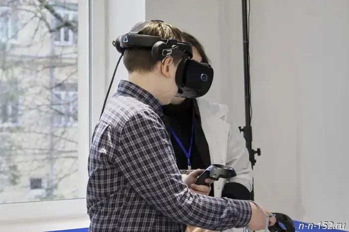 Школьная физика превратится в лабораторию будущего с использованием VR-дронов и искусственного интеллекта.