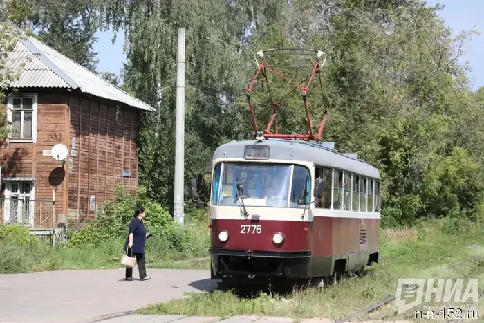 В Нижнем Новгороде водитель трамвая остановил десятилетних зацеперов.