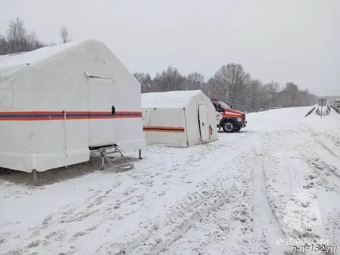 На двух трассах Нижнего Новгорода начали функционировать пункты помощи водителям.