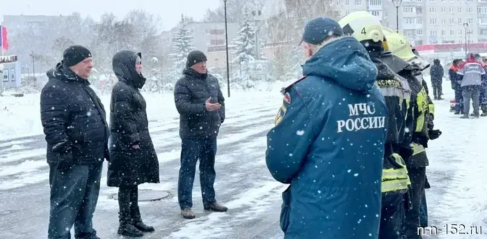 13 units of equipment and more than 40 specialists are ready to work during the fire hazard period in the Soviet district of Nizhny Novgorod.