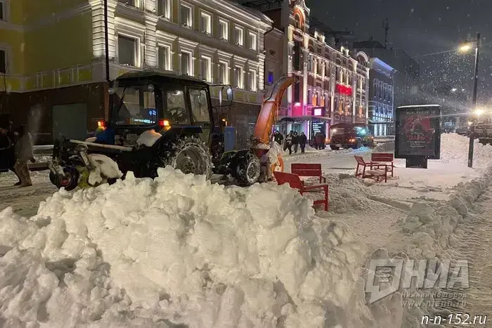 В Нижнем Новгороде для уборки снега задействовано более 1300 единиц специальной техники.