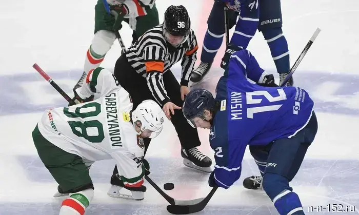 "Чайка" проиграла "Ирбису" в самом длительном матче в истории МХЛ.