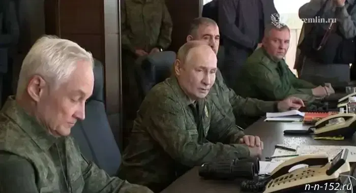 Владимир Путин побывал на полигоне Мулино в Нижегородской области.