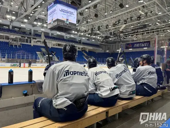 "Торпедо" встретится с "Металлургом" в четвертьфинале Кубка Гагарина.