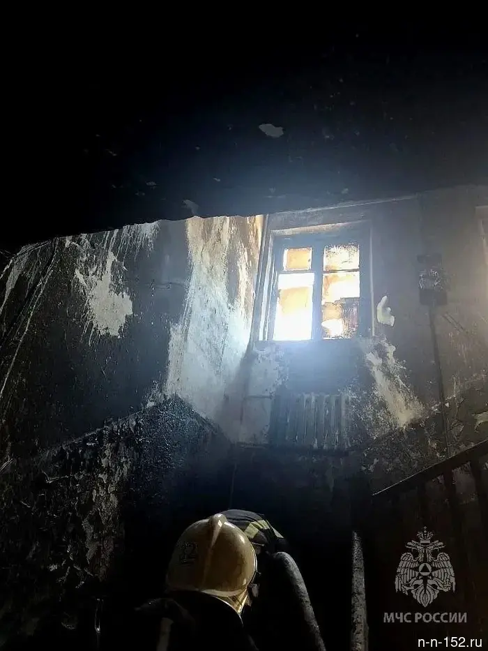 A child and four adults were rescued from a burning house in Nizhny Novgorod.