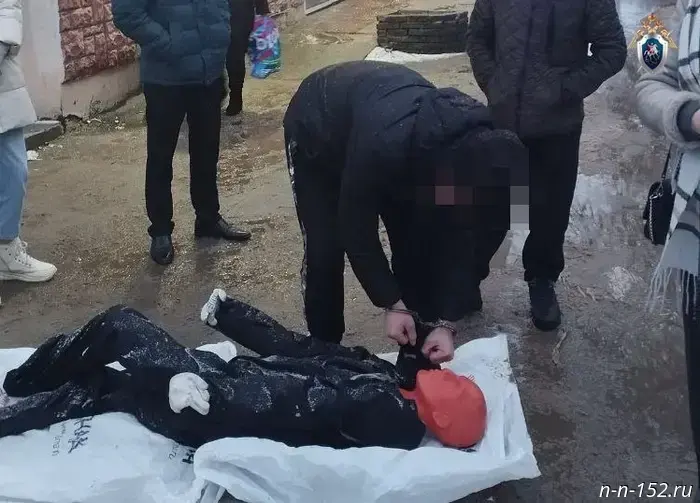 Два ревнивых жителя Дзержинска были осуждены за убийственное избиение друга.