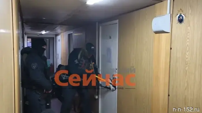 The head of the migration district department will stand trial for bribery.