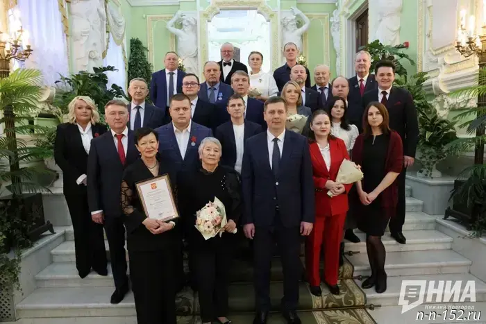 State awards were presented to 22 Nizhny Novgorod residents and to the staff of a regional industrial enterprise.
