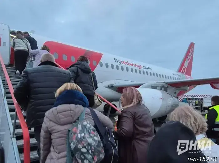 Что предпринять, если рейс изменили и перенаправили в другой аэропорт: опыт жительницы Нижнего Новгорода.