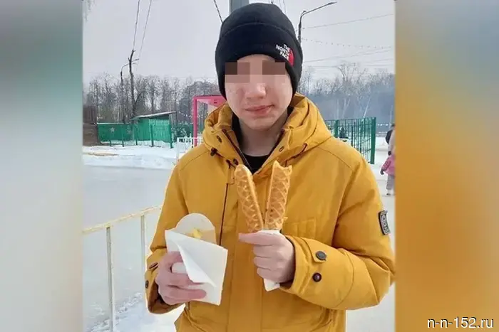 The teenager who carried out the massacre at the Nizhny Novgorod school has had his house arrest extended.