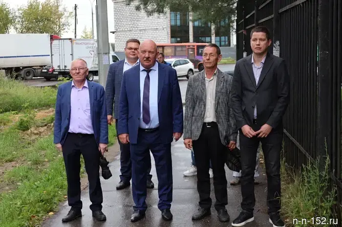 На Автозаводе установили новое уличное освещение по запросу Всероссийского общества слепых.