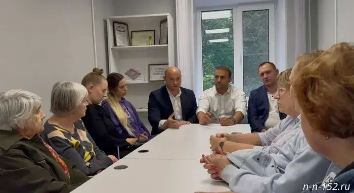 Жители и городские власти обсудили перспективы "Водника".