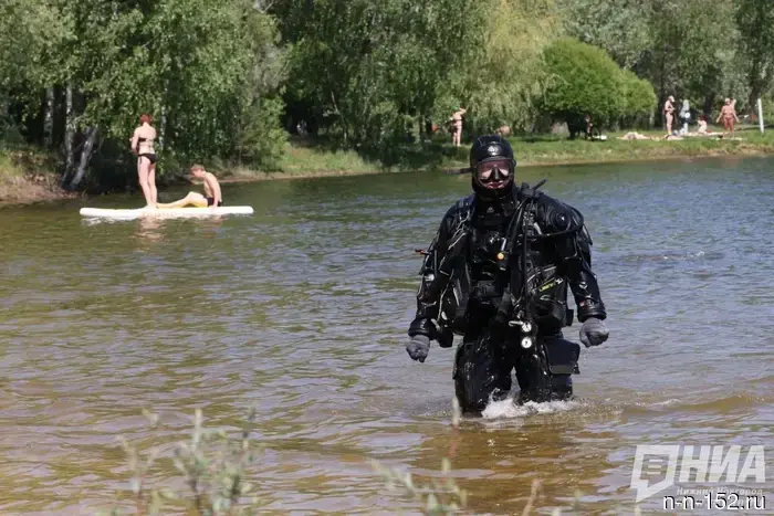 The body of a teenager was pulled from a lake in Nizhny Novgorod.