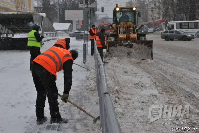 Шалабаев рассмотрел вопросы зимней уборки в городе.