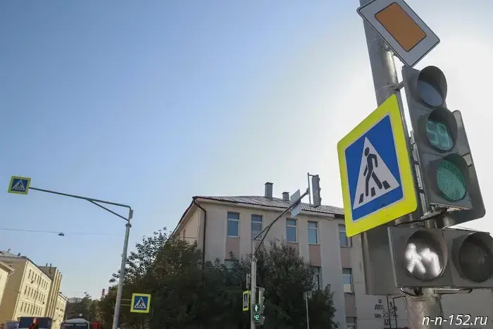 Ten traffic lights in Nizhny Novgorod will be upgraded by the end of the year.