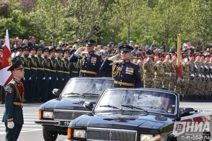 What the Victory Parade in Nizhny Novgorod was like in different years: photos