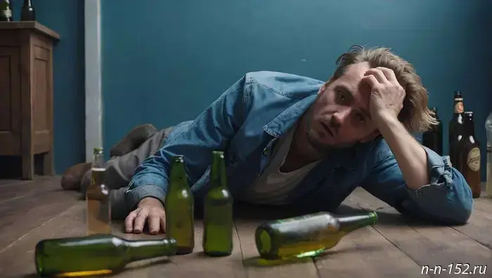 Addiction specialist Favorsky explained why beer is no safer than vodka.