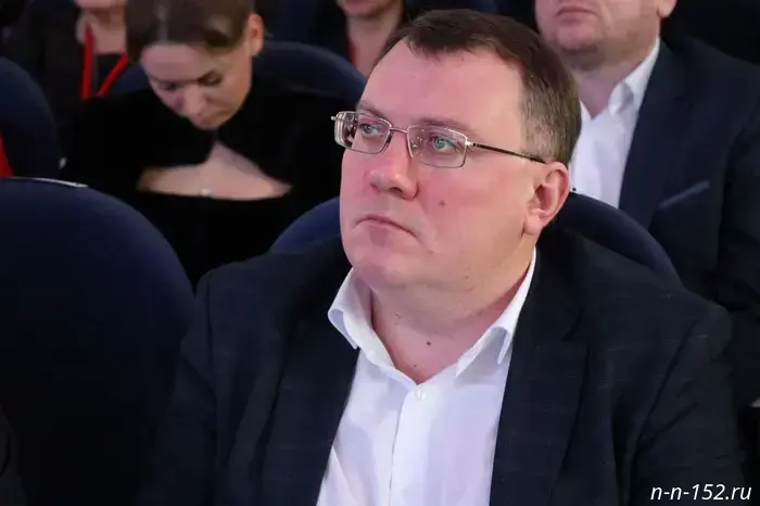 Gleb Nikitin proposed revising the principles for distributing the deputies' fund.