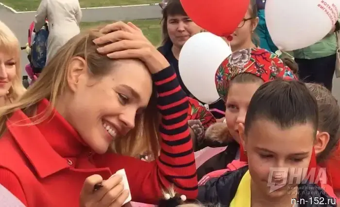 44-летняя супермодель Наталья Водянова ожидает своего шестого ребенка.
