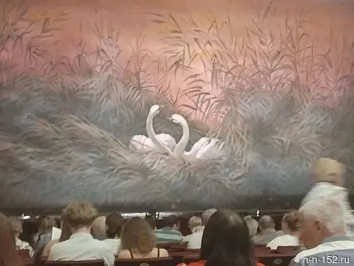 Families of Nizhny Novgorod veterans and participants of the SVO were invited to the ballet "Swan Lake."