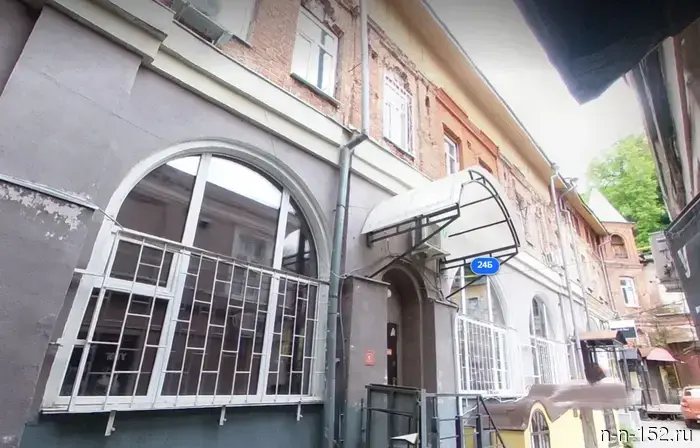 В Нижнем Новгороде один из зданий Блиновского пассажа выставлен на продажу за 55 миллионов рублей.