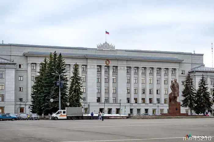 Activists and supporters of United Russia delivered another batch of humanitarian aid to the area of the special military operation.