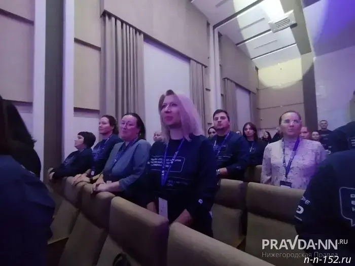 Родители учащихся отправляют министру образования математические задачи.