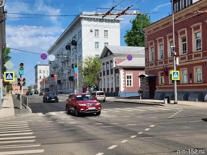 Varvarskaya Street has been opened to traffic after the asphalt was laid.