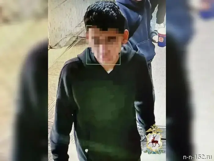 Полиция обнаружила 13-летнего зацепера на станции метро «Канавинская».