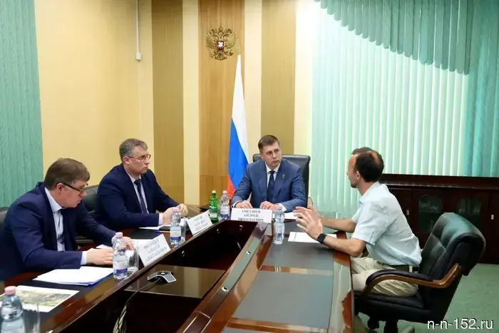 Андрей Гнеушев организовал встречу с гражданами.