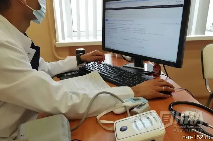Nizhny Novgorod doctors stood up for the therapist from Moscow who was fired for videos.