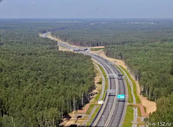 A major arterial street will connect Novinki with the parallel road to Gagarin Avenue.