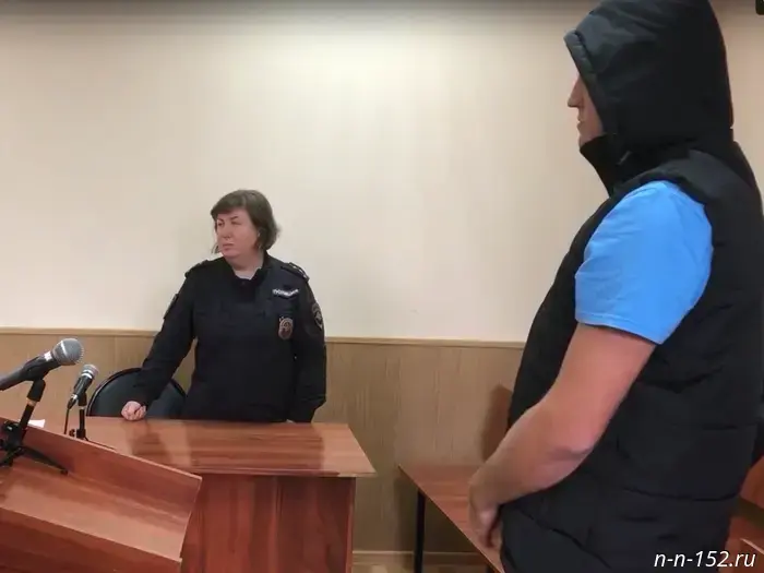 The man who fell on a girl in Knyaginino was sentenced to 10 days' arrest.