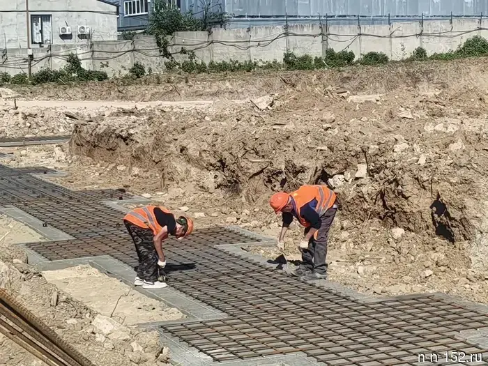 The zero cycle of construction of the sports and recreation complex on Rodionova has started.