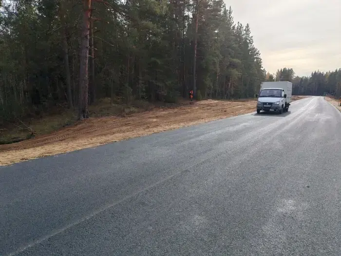 Reconstruction of the Dolgovo–Memory of the Paris Commune road is 90% complete.