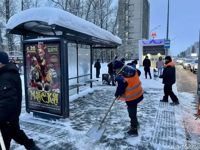 С улиц города было вывезено более 150 тысяч кубометров снега: дорожные службы продолжают ликвидировать последствия сильного снегопада.