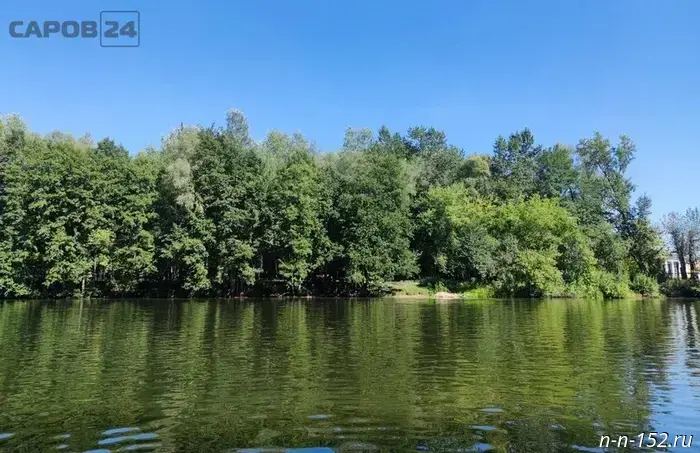 The water in the Saro Lake is not in compliance with hygienic standards.