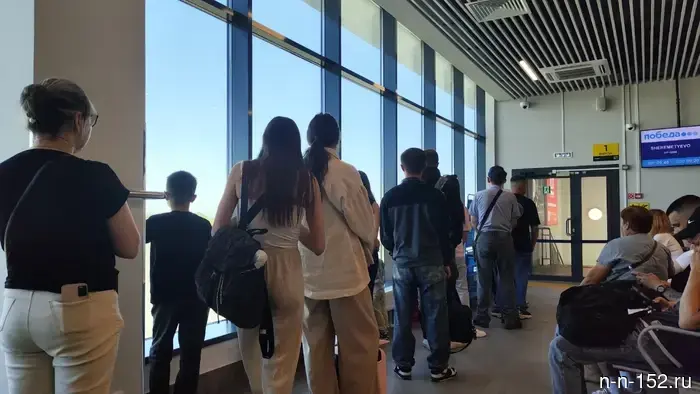 Passengers have been waiting for their flight to Nizhny Novgorod for over 12 hours from Sochi.