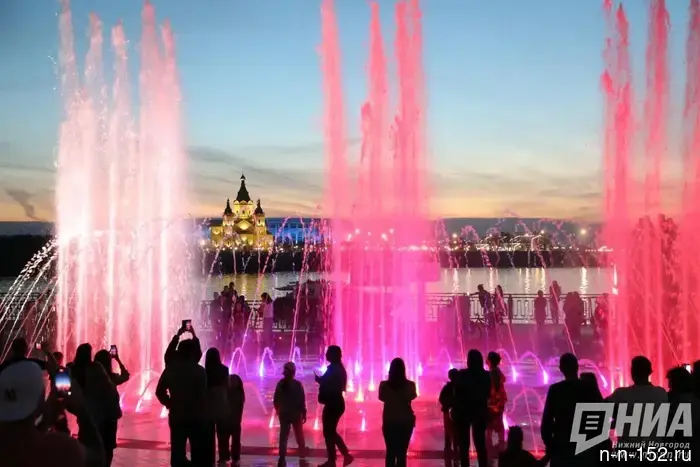 The trial launch of the fountains has been postponed in Nizhny Novgorod.