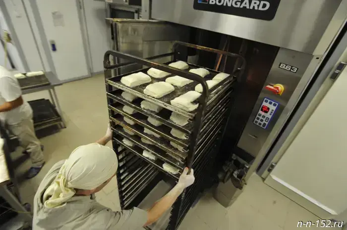 A Nizhny Novgorod bread factory was fined after a worker was injured.